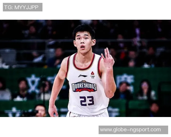 林葳在训练中需加强沟通与节奏感提升以更好融入球队体系 林葳在训练中需加强沟通与节奏感提升以更好融入球队体系