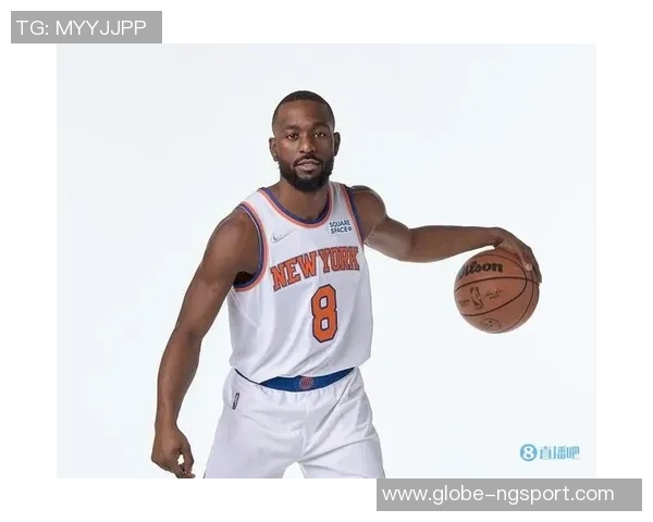 老哥你又胖了美记与绿军传奇安东尼沃克合影引发热议