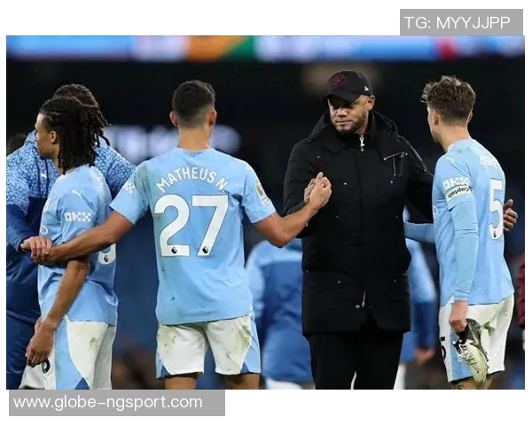 孔帕尼为妻子庆祝40岁生日专程回曼市包下豪华酒店盛大庆典