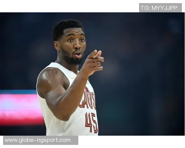 米切尔骑士生涯45场得分超越欧文并列队史第二詹姆斯18次稳居第一 米切尔骑士生涯45场得分超越欧文并列队史第二詹姆斯18次稳居第一