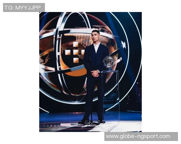 C罗荣获葡萄牙环球声望奖赞誉其辉煌职业生涯成就 C罗荣获葡萄牙环球声望奖赞誉其辉煌职业生涯成就